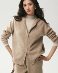 Cardigan zippé à capuche en 100 % cachemire côtelé
