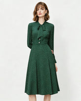 Robe midi en soie 16 mommes à pois avec col lavallière