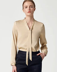 Blouse en soie 22 momme à col lavallière et manches longues