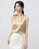 Blouse en soie 22 mommes à col V et plis plissés
