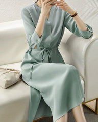 Robe chemise midi en soie 30 momme à cordon de serrage