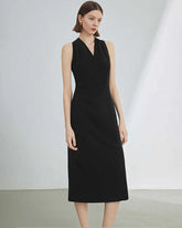 Robe midi noire en soie sans manches