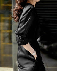 Robe-chemise en soie avec taille à cordon