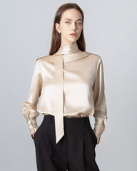 Blouse en Soie avec Col Rond et Nœud à Nouer