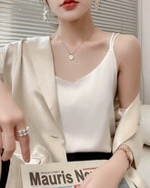 Débardeur en Soie à Bretelles Spaghetti Croisées au Dos