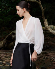 Blouse cache-cœur en soie