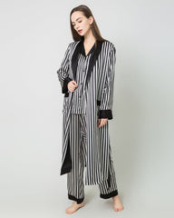Robe Longue en Soie Satinée Rayée Noire et Blanche pour Femmes