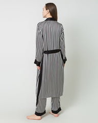 Robe Longue en Soie Satinée Rayée Noire et Blanche pour Femmes
