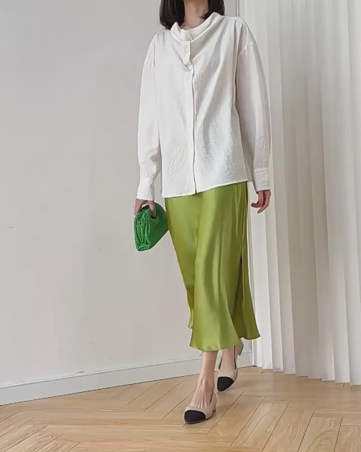 22 Momme Silk Midi Skirt