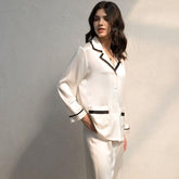 Ensemble de Pyjama en Soie pour Femme avec Bordure Contrastée