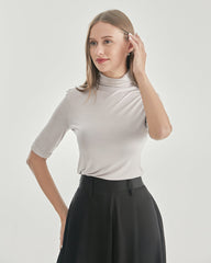 T-shirt en Soie à Col Roulé à Manches Courtes