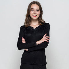 Ensemble de Sous-Vêtements Thermiques en Soie 100 % pour Femme avec Détails en Dentelle