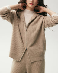 Cardigan zippé à capuche en 100 % cachemire côtelé