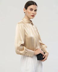 Blouse en soie 19 momme avec détail de rose fait main
