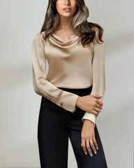 Blouse en soie 25 mommes à col bénitier