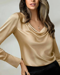Blouse en soie 25 mommes à col bénitier