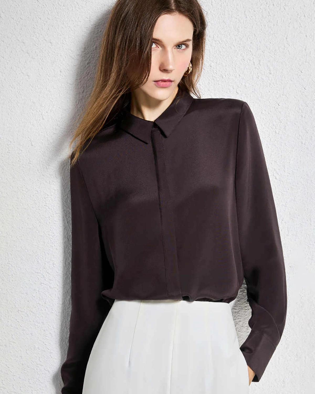 Chemise en Soie Boutonnée Intemporelle 30 Momme