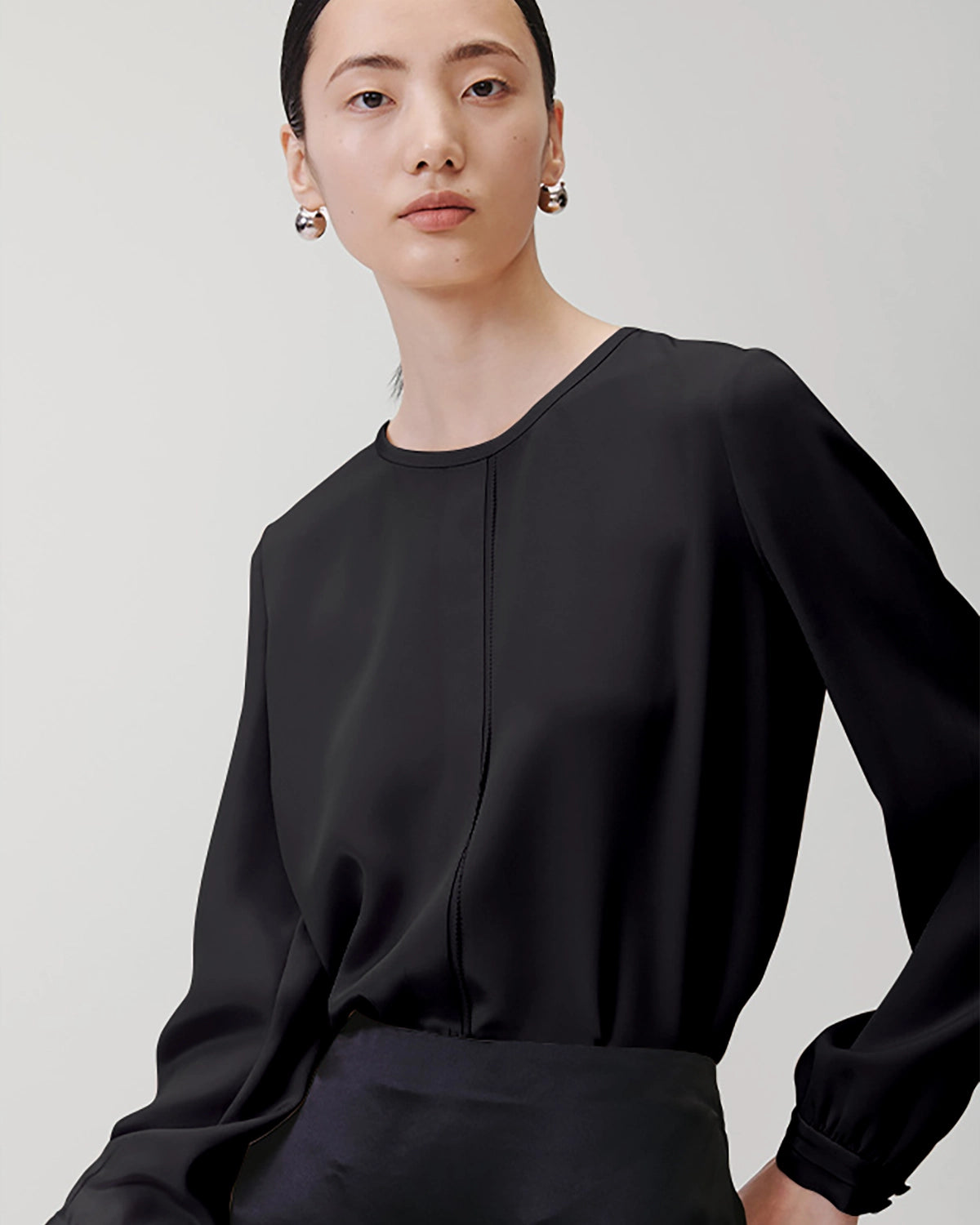 Blouse en Soie à Col Rond Plissée