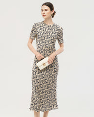 Robe midi en soie imprimée gypsophile à manches courtes
