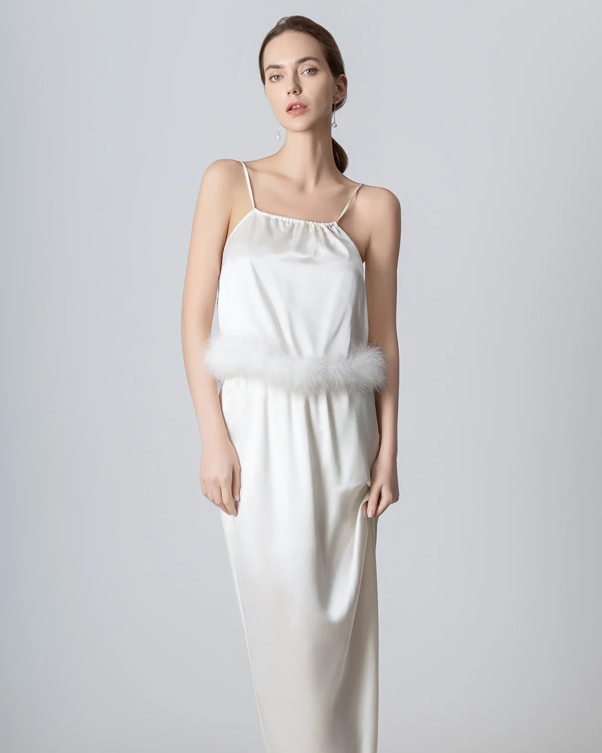 Ensemble Camisole en Soie Décolleté Dos Nu et Jupe Maxi en Soie