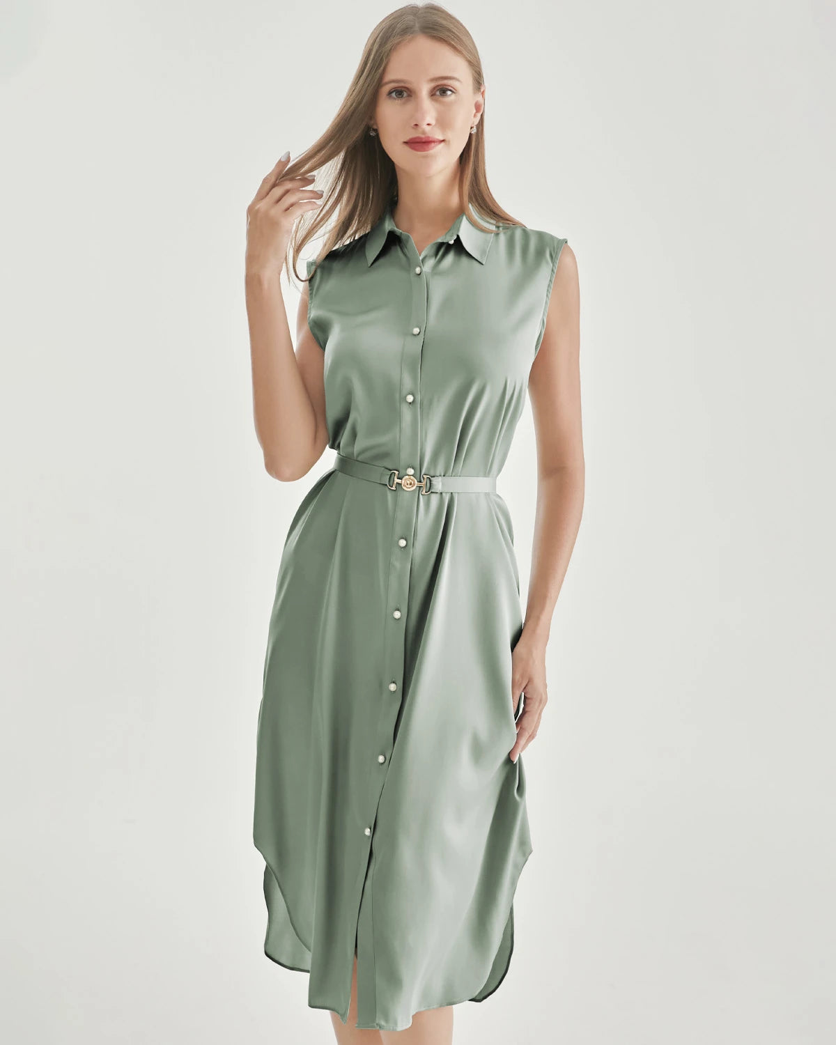 Robe Chemise Sans Manches en Soie Ceinturée