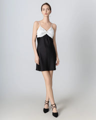 Robe Mini en Soie avec Nœud Contrasté Noir
