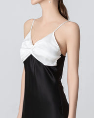 Robe Mini en Soie avec Nœud Contrasté Noir