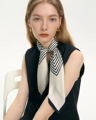 Foulard en Soie Rayé Classique