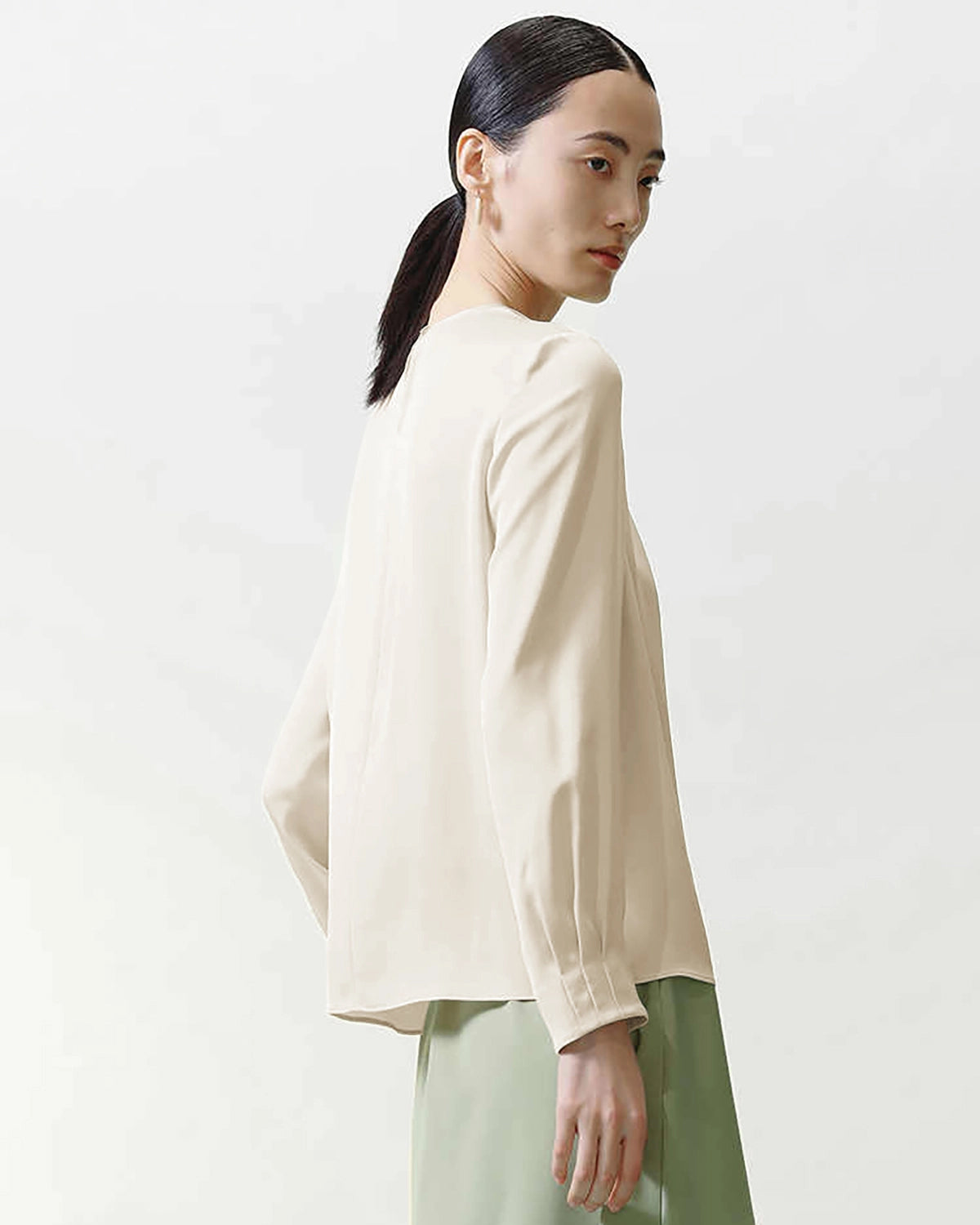Blouse en Soie à Col Rond et Plissée