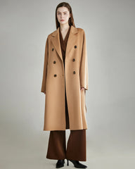Manteau en laine à double boutonnage avec ceinture