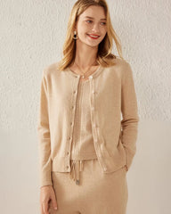 Cardigan en Cachemire Tricoté Essentiel