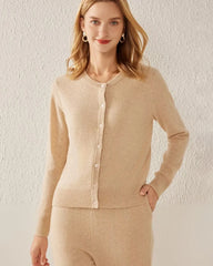 Cardigan en Cachemire Tricoté Essentiel