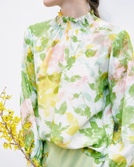 Blouse en soie à volants et imprimé fleuri