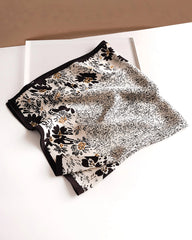 Foulard en soie vintage floral
