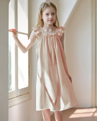 Chemise de nuit en soie pour fille avec manches à double volants