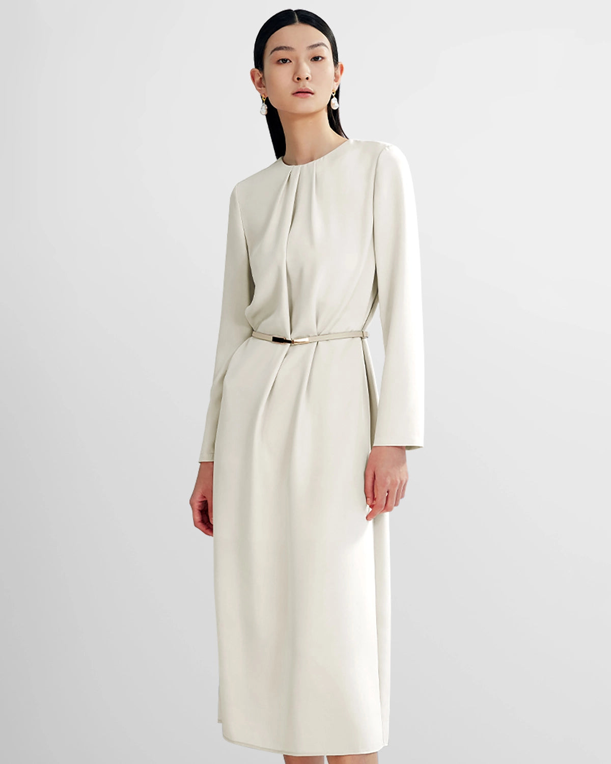 Robe en Soie de Base pour Femme avec Fente au Dos