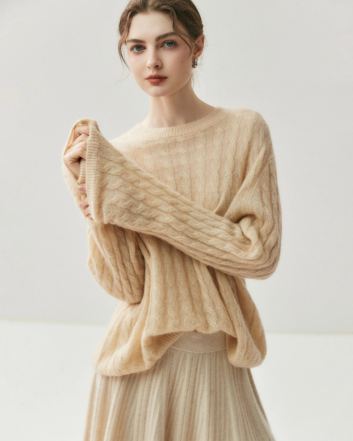 Pull torsadé léger en soie et cachemire