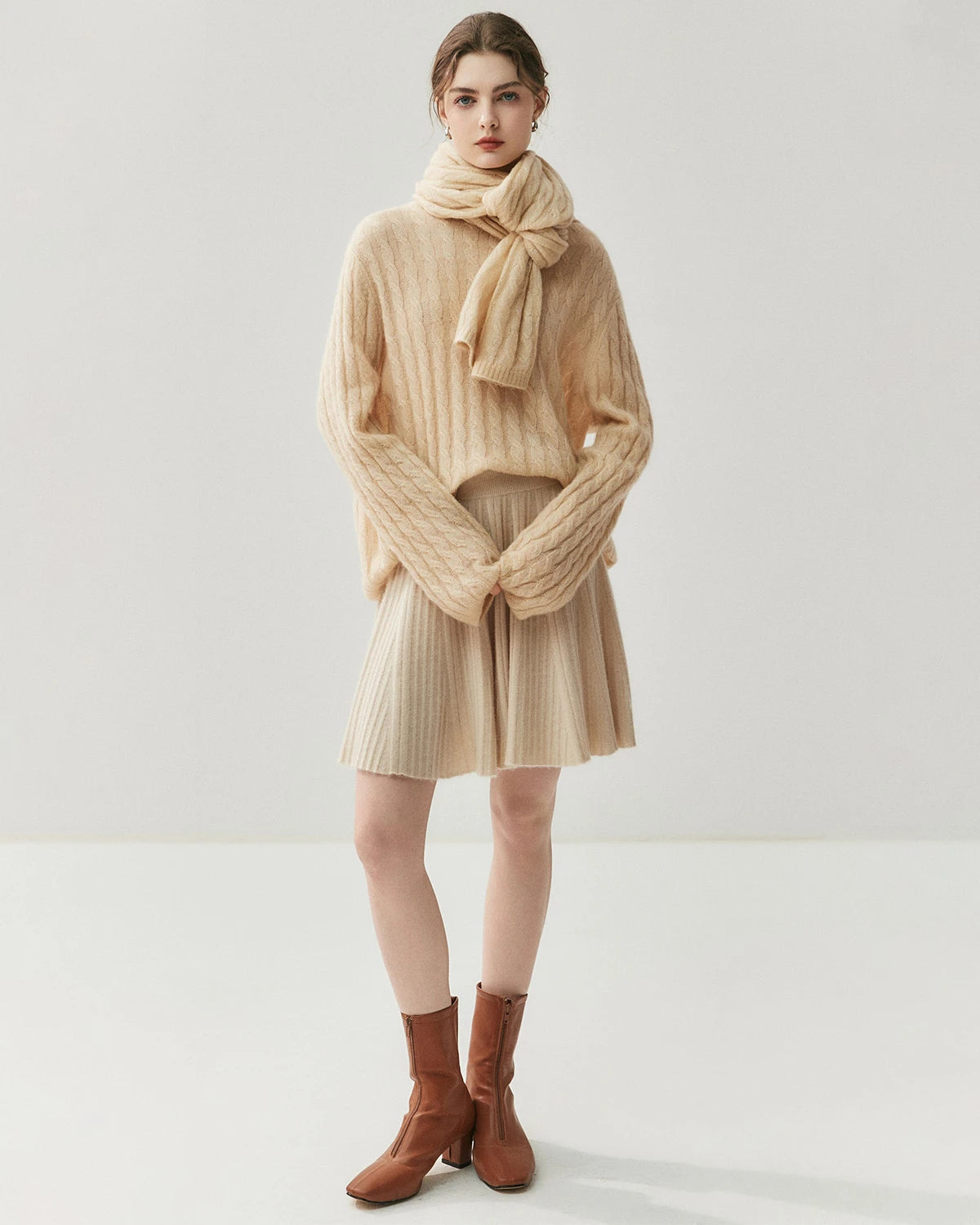 Pull torsadé léger en soie et cachemire