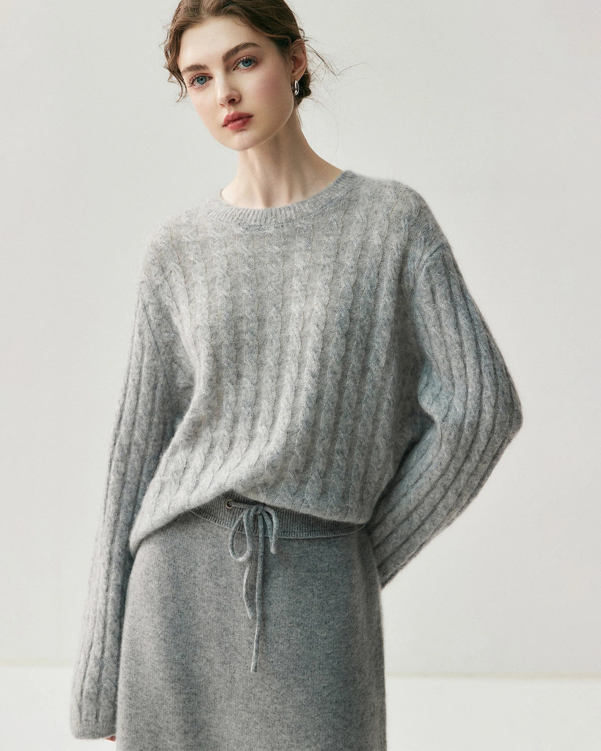 Pull torsadé léger en soie et cachemire