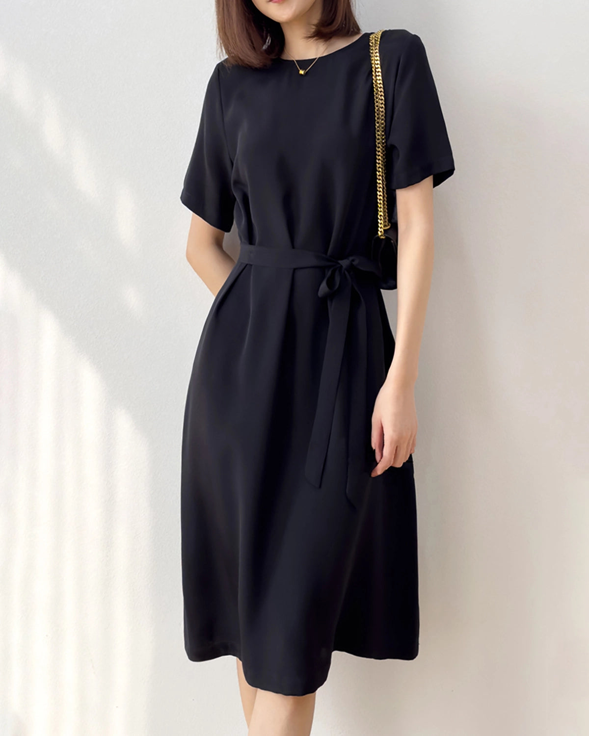 Robe en Soie Ample avec Ceinture