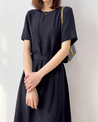 Robe en Soie Ample avec Ceinture