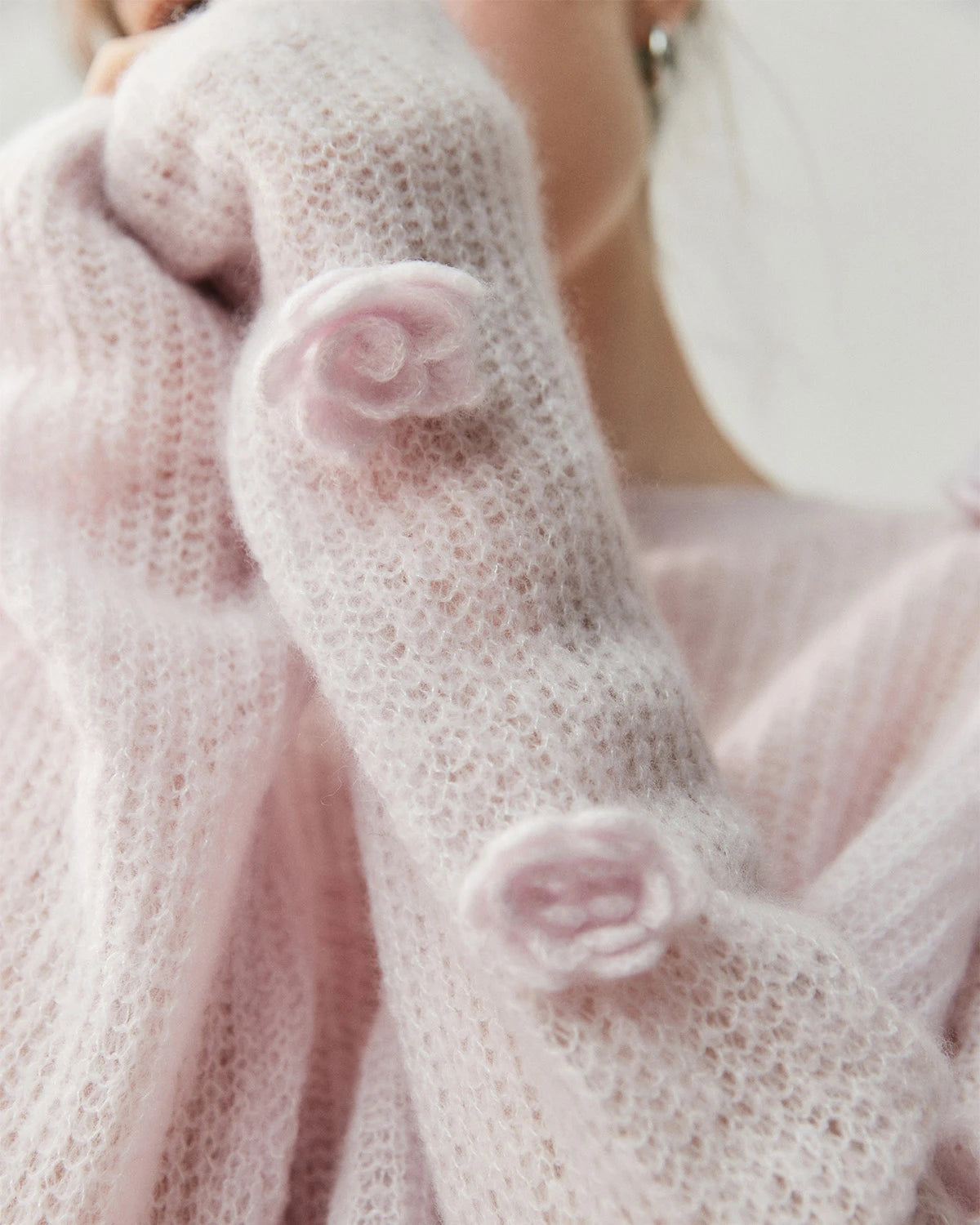 Pull oversize en soie et cachemire fleuri
