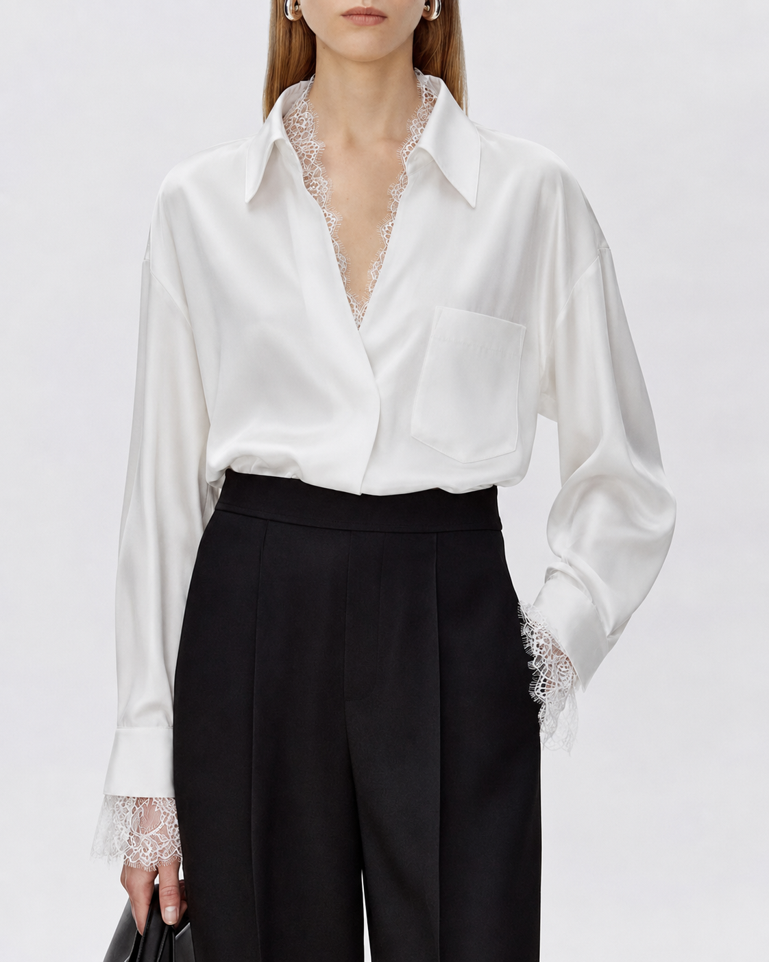 Chemise en soie oversize 22 momme avec bordure en dentelle