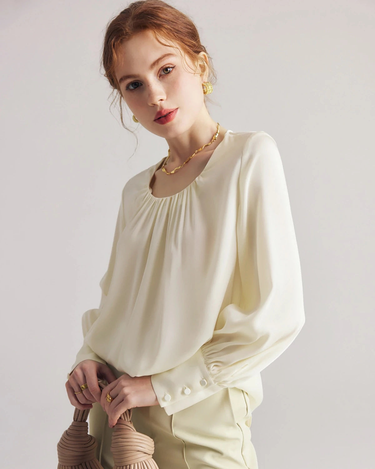 Blouse en Soie à Col Rond Plissé