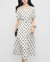 Robe en soie à pois – Manches courtes