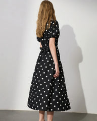 Noir Robe en soie à pois – Manches courtes