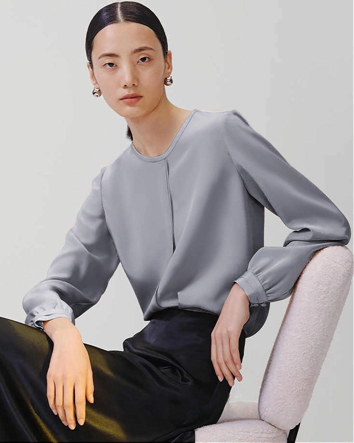 Blouse en Soie à Col Rond Plissée