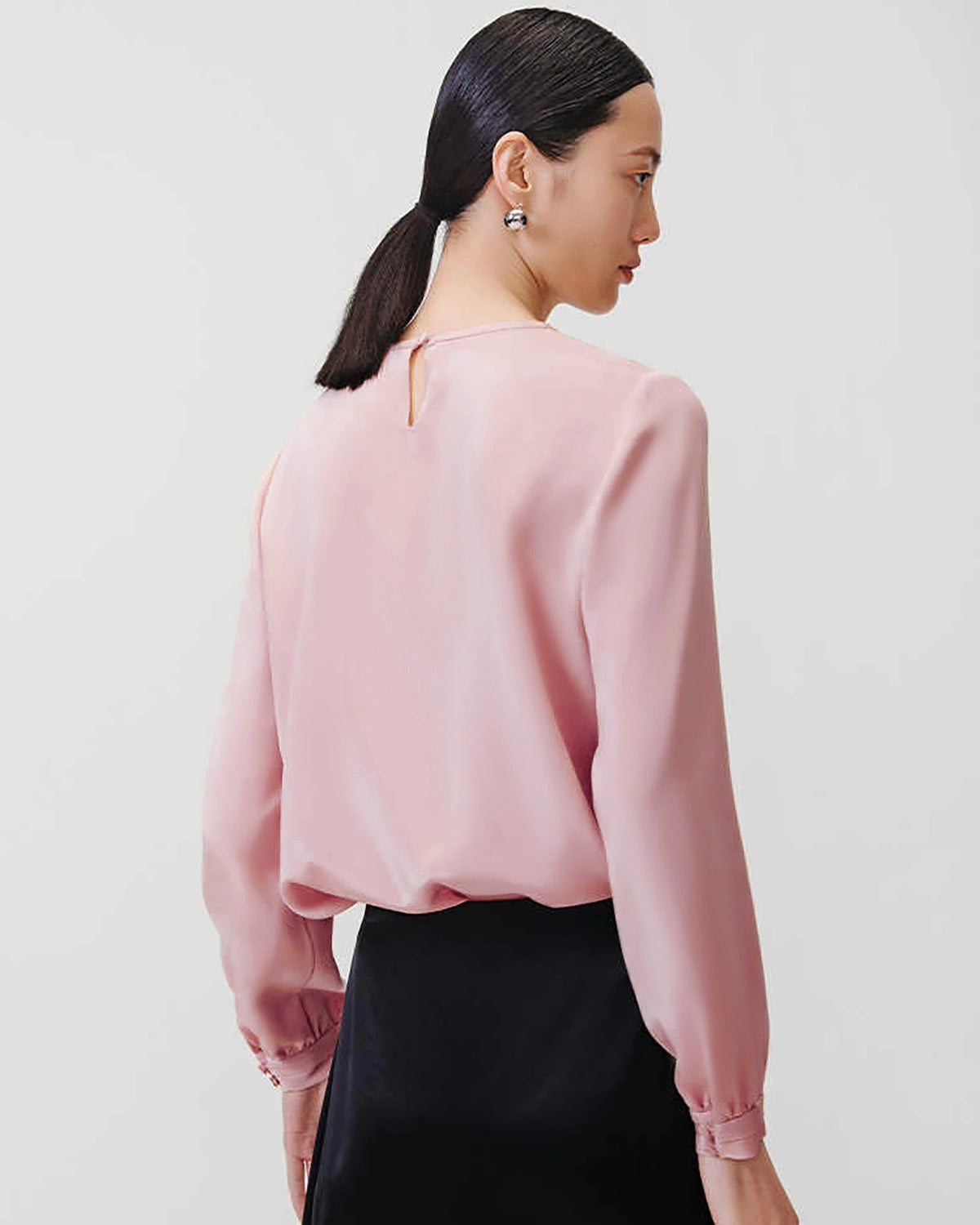 Blouse en Soie à Col Rond Plissée
