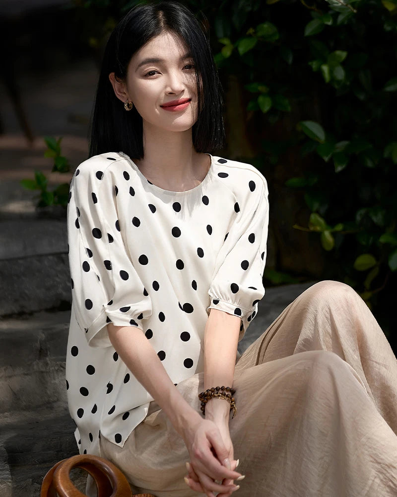 Blouse en soie à pois