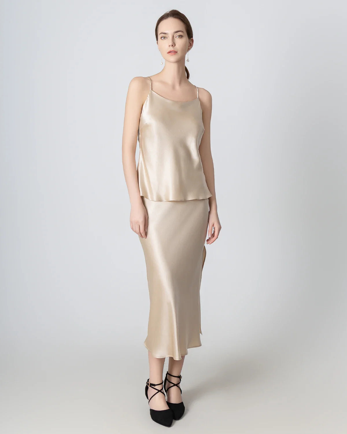 Ensemble en Soie à Décolleté Rond et Jupe Midi en Soie